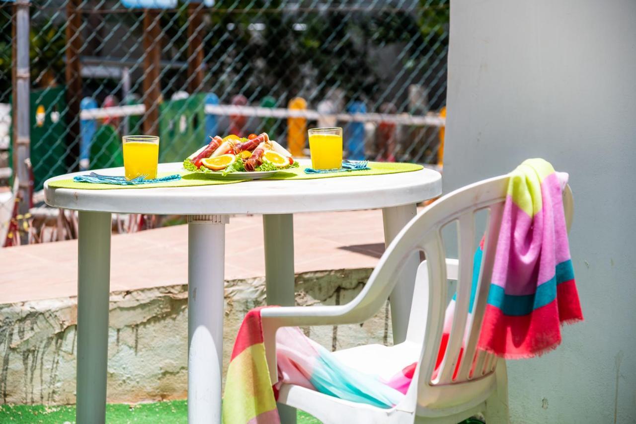101 Bright, Pool View And Air Conditioning Appartement Playa de las Américas Buitenkant foto